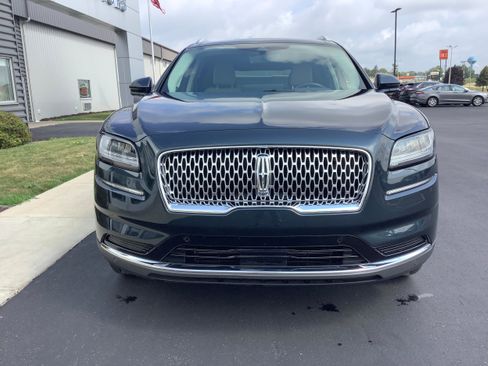 Used 2023 Lincoln Nautilus Reserve w/ Equipment Group 201A AWD/4WD image 3