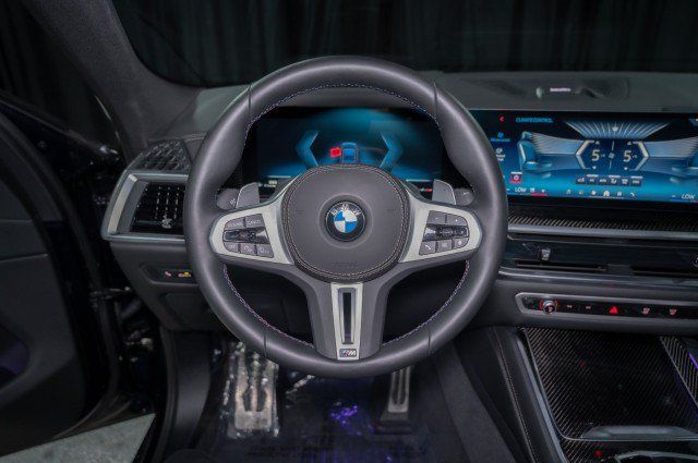 Used 2026 BMW X6 M60i w/ Executive Package AWD/4WD image 21