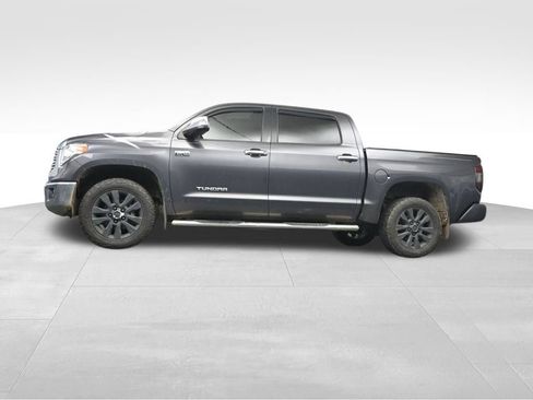 Used 2017 Toyota Tundra Limited w/ Limited Premium Package AWD/4WD image 10