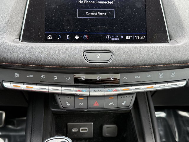 Used 2023 Cadillac XT4 Sport w/ Cold Weather Package AWD/4WD image 13