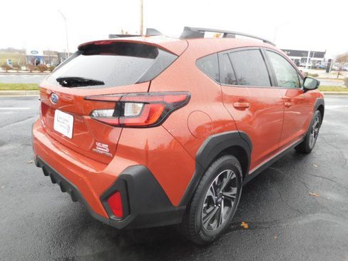 Used 2024 Subaru Crosstrek 2.0i Premium image 3