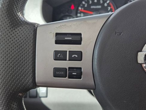 Used 2017 Nissan Frontier SV RWD image 7