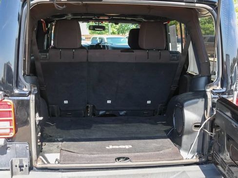 Used 2014 Jeep Wrangler Unlimited Sahara AWD/4WD image 9
