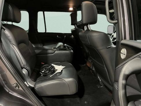 Used 2023 INFINITI QX80 Sensory w/ All-Season Package AWD/4WD image 39