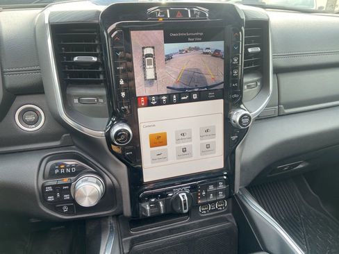 Used 2024 RAM 1500 Laramie image 27