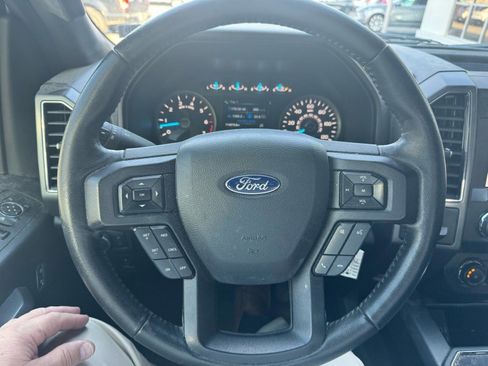 Used 2020 Ford F150 XLT w/ Equipment Group 302A Luxury image 6