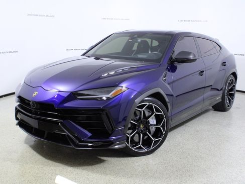 Used 2024 Lamborghini Urus Performante image 1