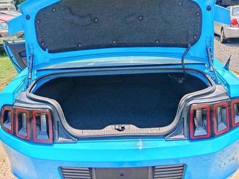 Used 2013 Ford Mustang Premium RWD image 21