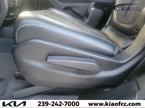 Used 2023 Jeep Grand Cherokee L Laredo AWD/4WD image 13