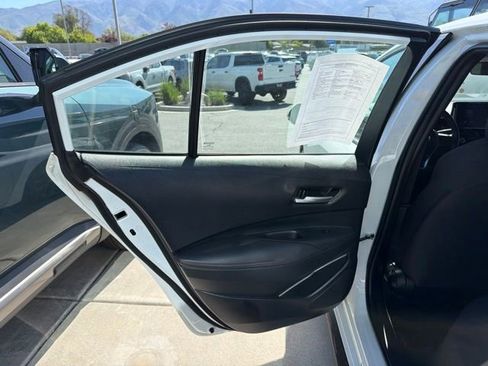Used 2024 Toyota Corolla SE FWD image 19