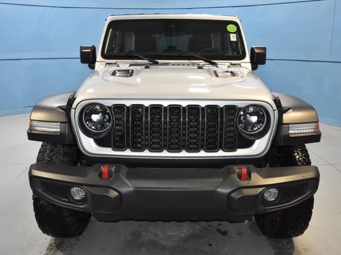 Used 2024 Jeep Wrangler Unlimited Rubicon image 23