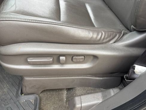 Used 2016 Honda Odyssey Touring Elite image 19