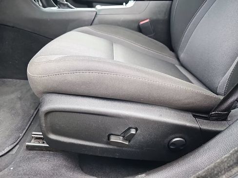 Used 2022 Dodge Charger SXT RWD image 16