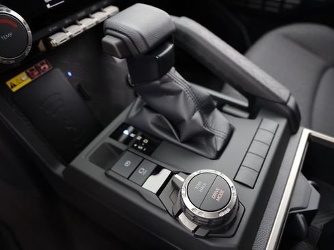 New 2026 Toyota 4Runner SR5 AWD/4WD image 23