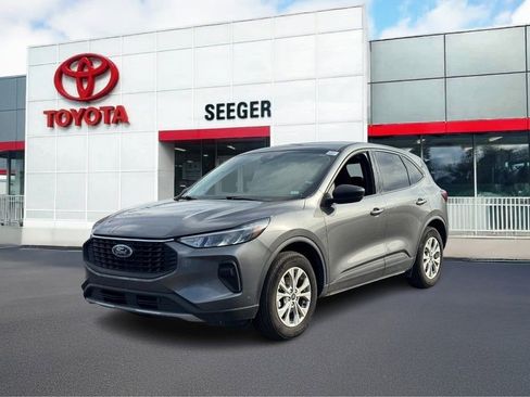 Used 2025 Ford Escape Active FWD image 11
