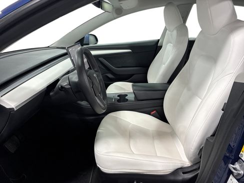 Certified 2023 Tesla Model 3 Long Range AWD/4WD image 9