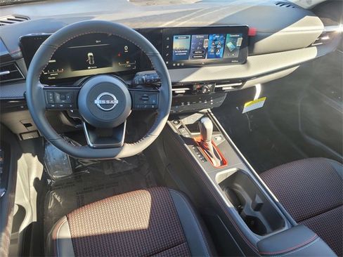 New 2026 Nissan Kicks SR image 5