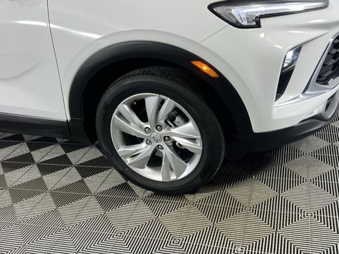 Used 2025 Buick Encore GX Preferred image 11