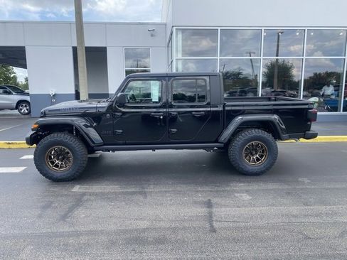 New 2025 Jeep Gladiator Willys image 5