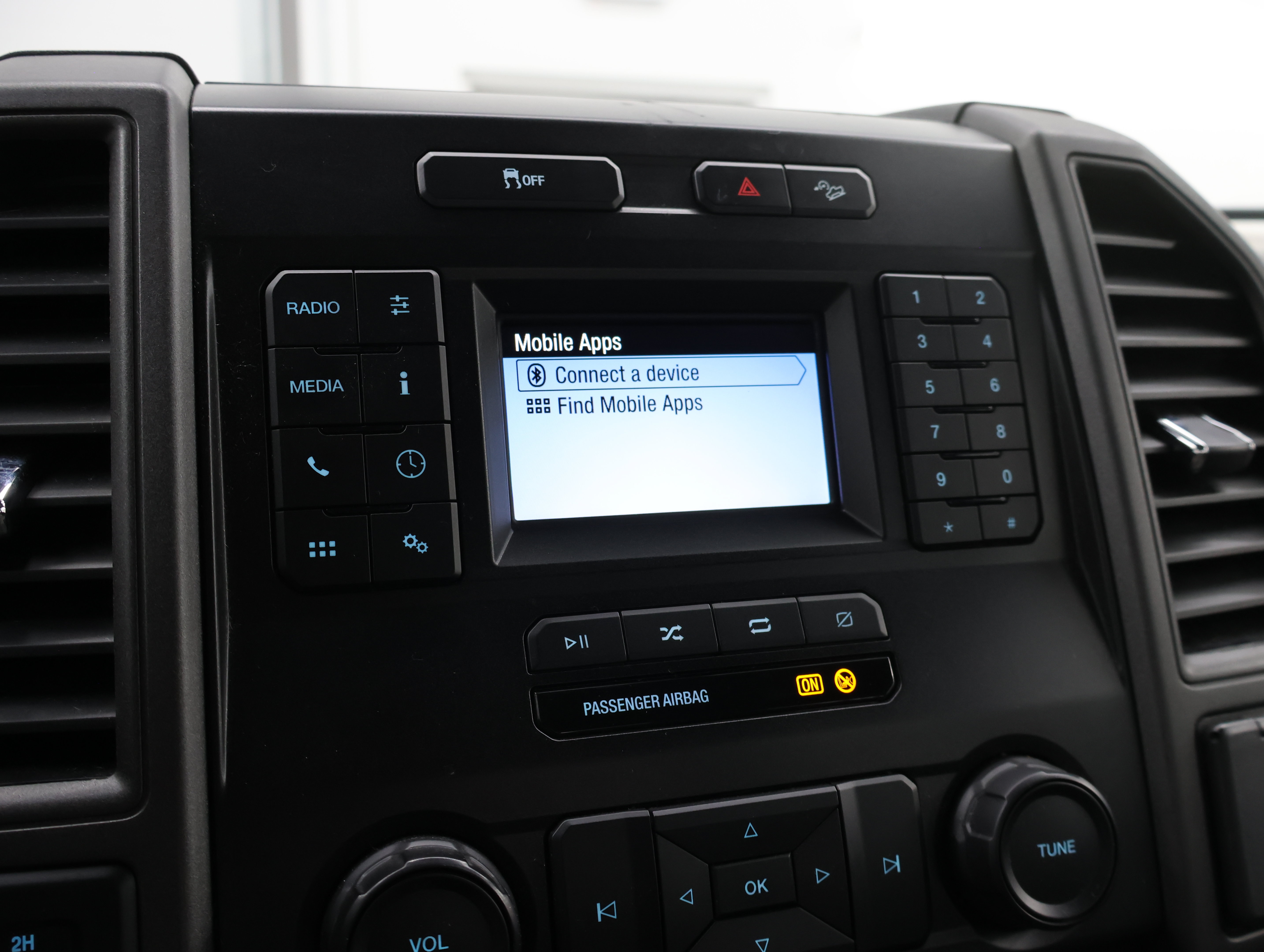 Used 2020 Ford F250 XL w/ STX Appearance Package AWD/4WD image 52