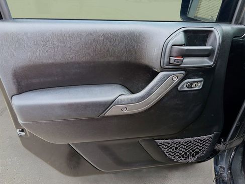 Used 2017 Jeep Wrangler Sport w/ Quick Order Package 24S image 22