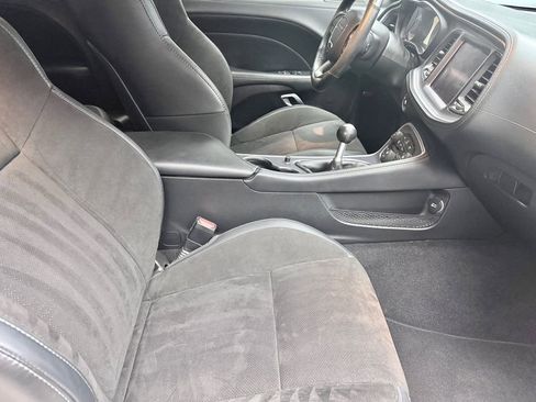 Used 2020 Dodge Challenger R/T Scat Pack w/ Shaker Package image 12