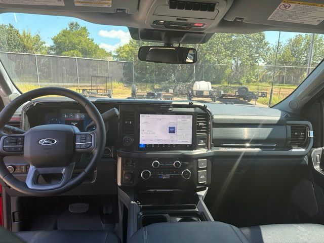 Used 2026 Ford F350 Lariat w/ Lariat Ultimate Package AWD/4WD image 12