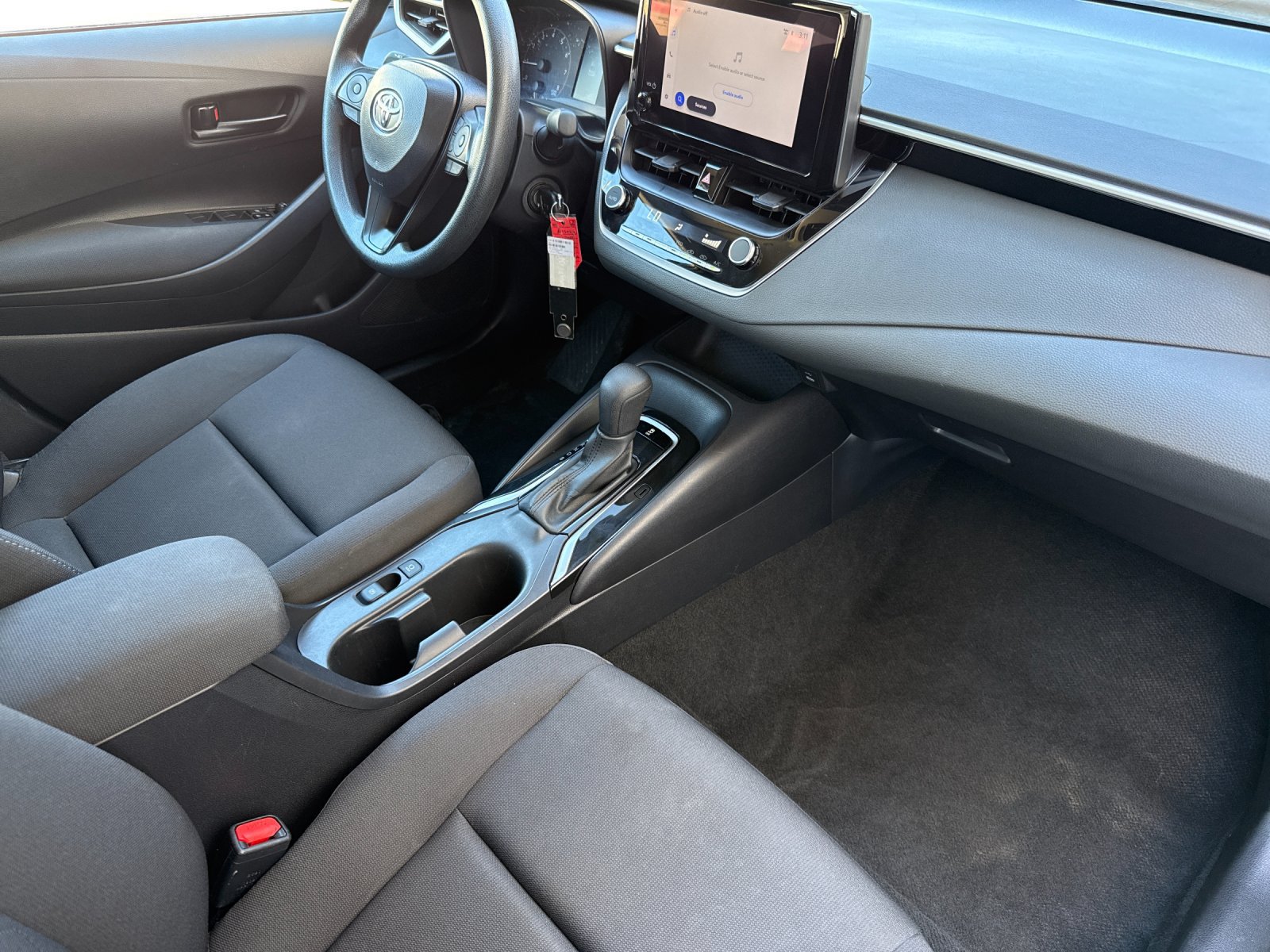 Certified 2025 Toyota Corolla LE FWD image 14