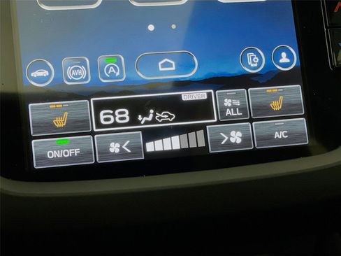 Certified 2025 Subaru Forester Premium image 23