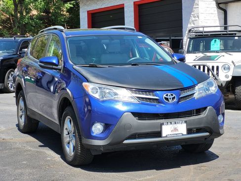 Used 2015 Toyota RAV4 XLE AWD/4WD image 5
