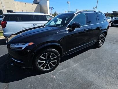 Used 2019 Volvo XC90 T6 Momentum w/ Advanced Package