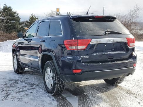 Used 2012 Jeep Grand Cherokee Laredo image 3