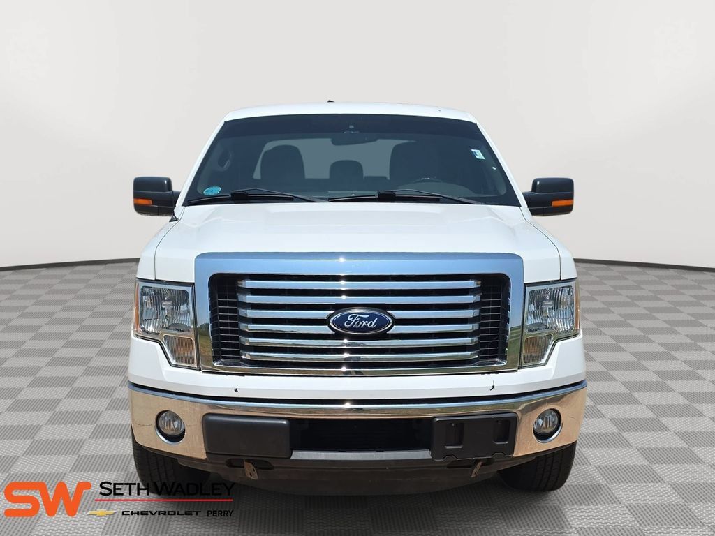 Used 2011 Ford F150 XLT w/ XLT Chrome Pkg AWD/4WD image 2
