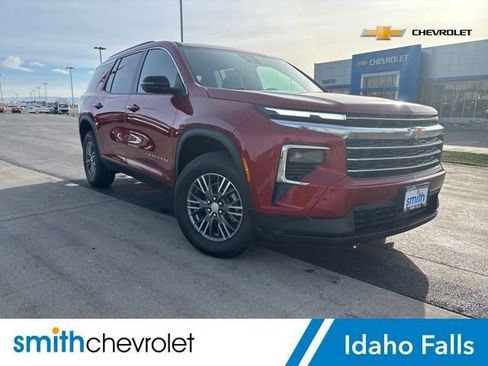 New 2026 Chevrolet Traverse LT w/ Driver Confidence Package image 1