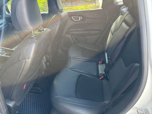 Used 2025 Jeep Compass Trailhawk w/ Trailer Tow Group image 25