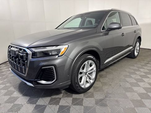 Used 2025 Audi Q7 3.0T Premium Plus AWD/4WD image 12