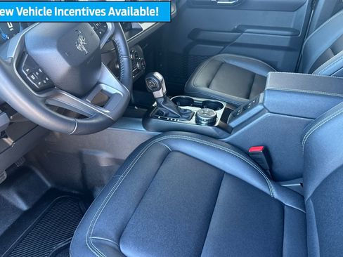 Used 2025 Ford Bronco Big Bend image 11