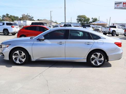 Used 2019 Honda Accord EX image 5