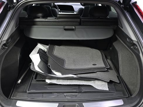 New 2025 Cadillac Optiq Sport 2 w/ LPO, ONYX Package image 19