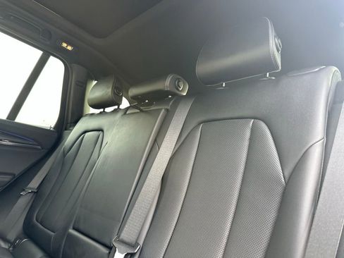 Used 2024 BMW X3 M40i w/ Premium Package image 19