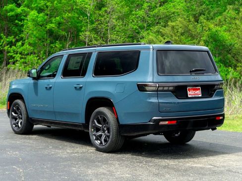 New 2026 Jeep Grand Wagoneer L Limited AWD/4WD image 8