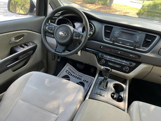 Used 2016 Kia Sedona L FWD image 26