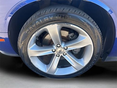 Used 2018 Dodge Challenger SXT w/ Super Sport Group (SS/T) image 26