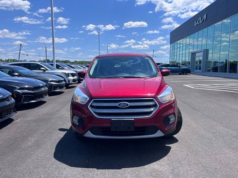 Used 2017 Ford Escape SE AWD/4WD image 7