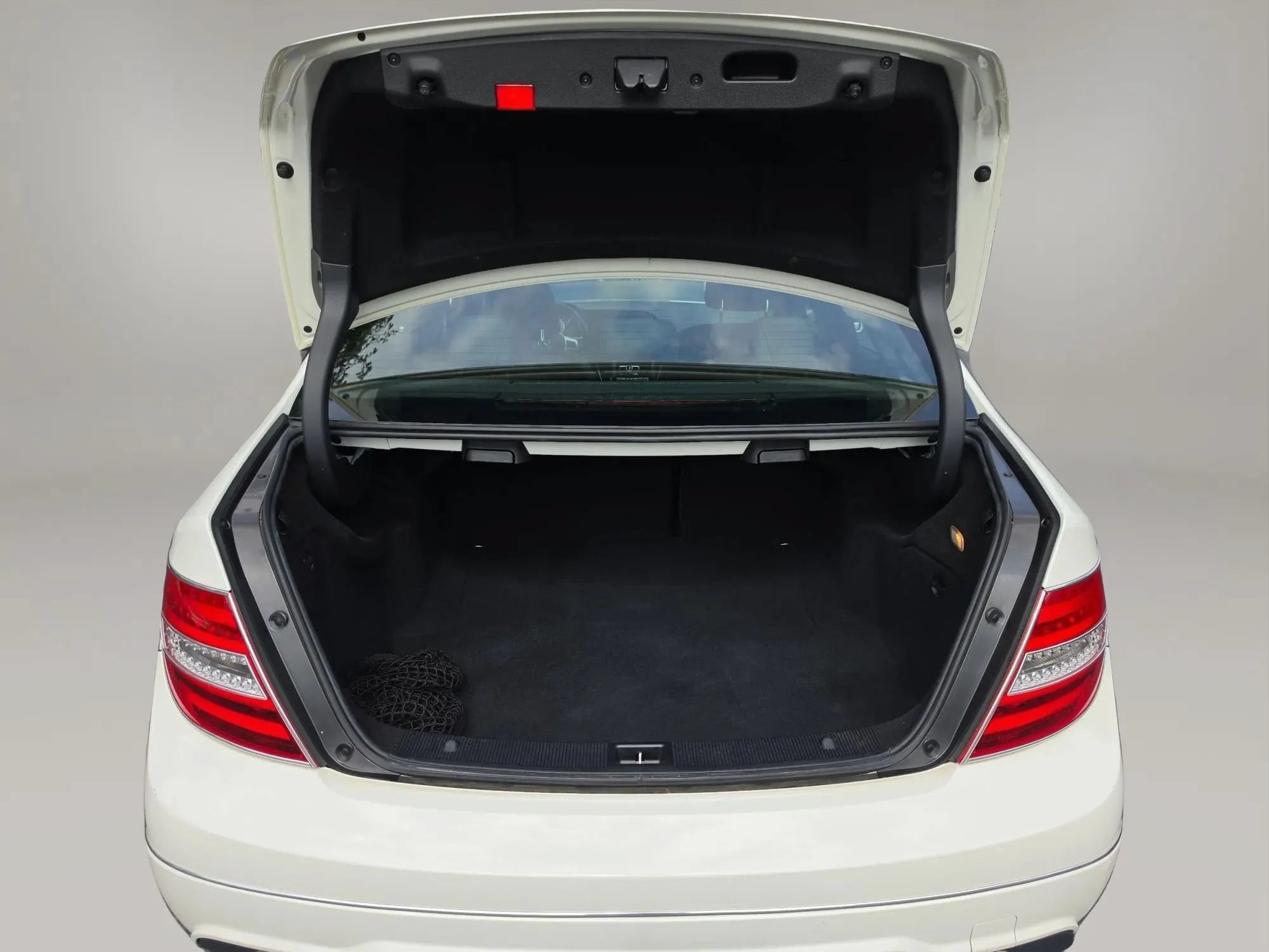 Used 2012 Mercedes-Benz C 300 4MATIC Sedan image 12