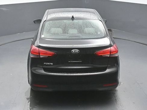 Used 2017 Kia Forte LX FWD image 43