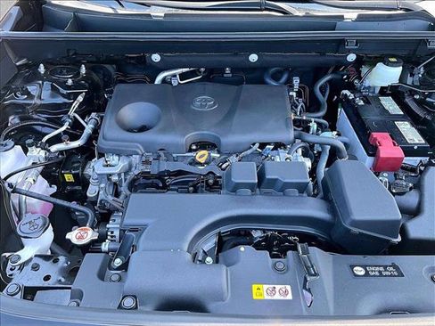 Used 2025 Toyota RAV4 XLE w/ Convenience Package FWD image 11