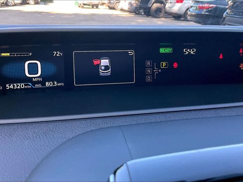 Used 2022 Toyota Prius Prime XLE FWD image 24