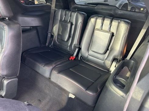 Used 2019 Ford Explorer Sport image 42