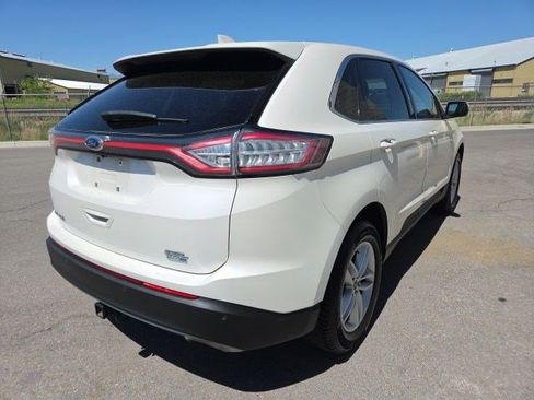 Used 2017 Ford Edge SEL w/ Equipment Group 201A AWD/4WD image 3